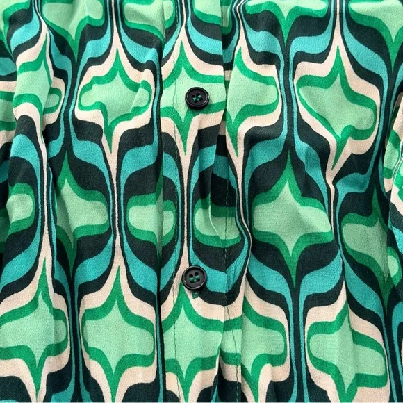 Zara Women’s Green & Teal Print Button Down Blouse, Size Large - Picture 3 of 5